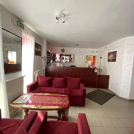B&B Panama 2*